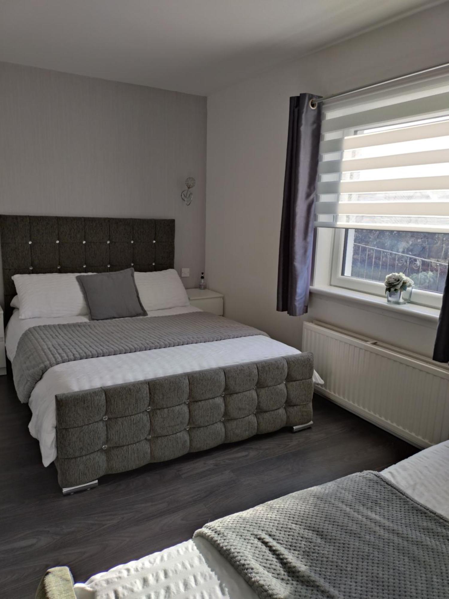 Anchorage Guest House - Also 1 Room Available With Hot Tub,Must Be Booked Separately Balloch Rum bild