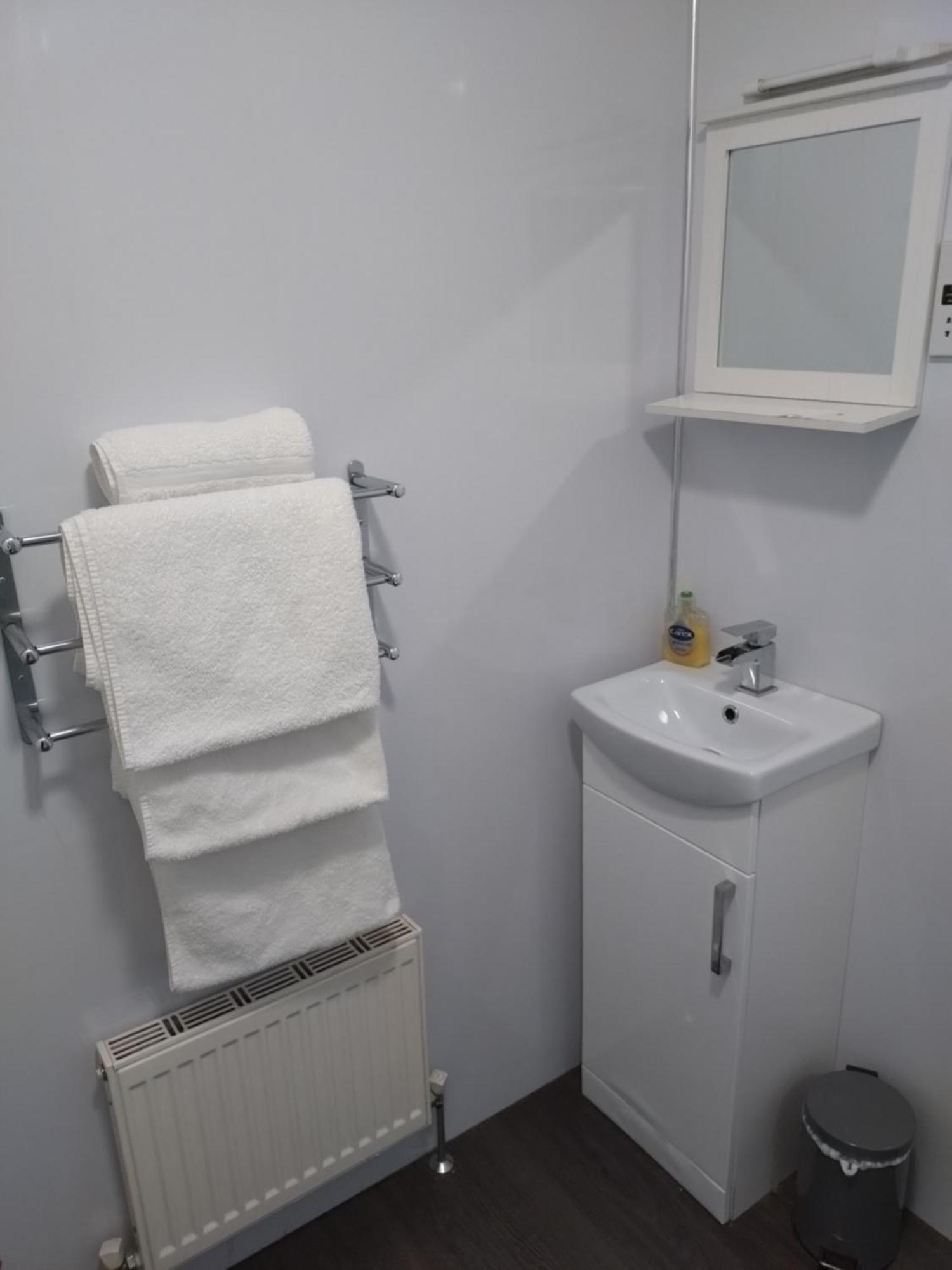 Anchorage Guest House - Also 1 Room Available With Hot Tub,Must Be Booked Separately Balloch Rum bild