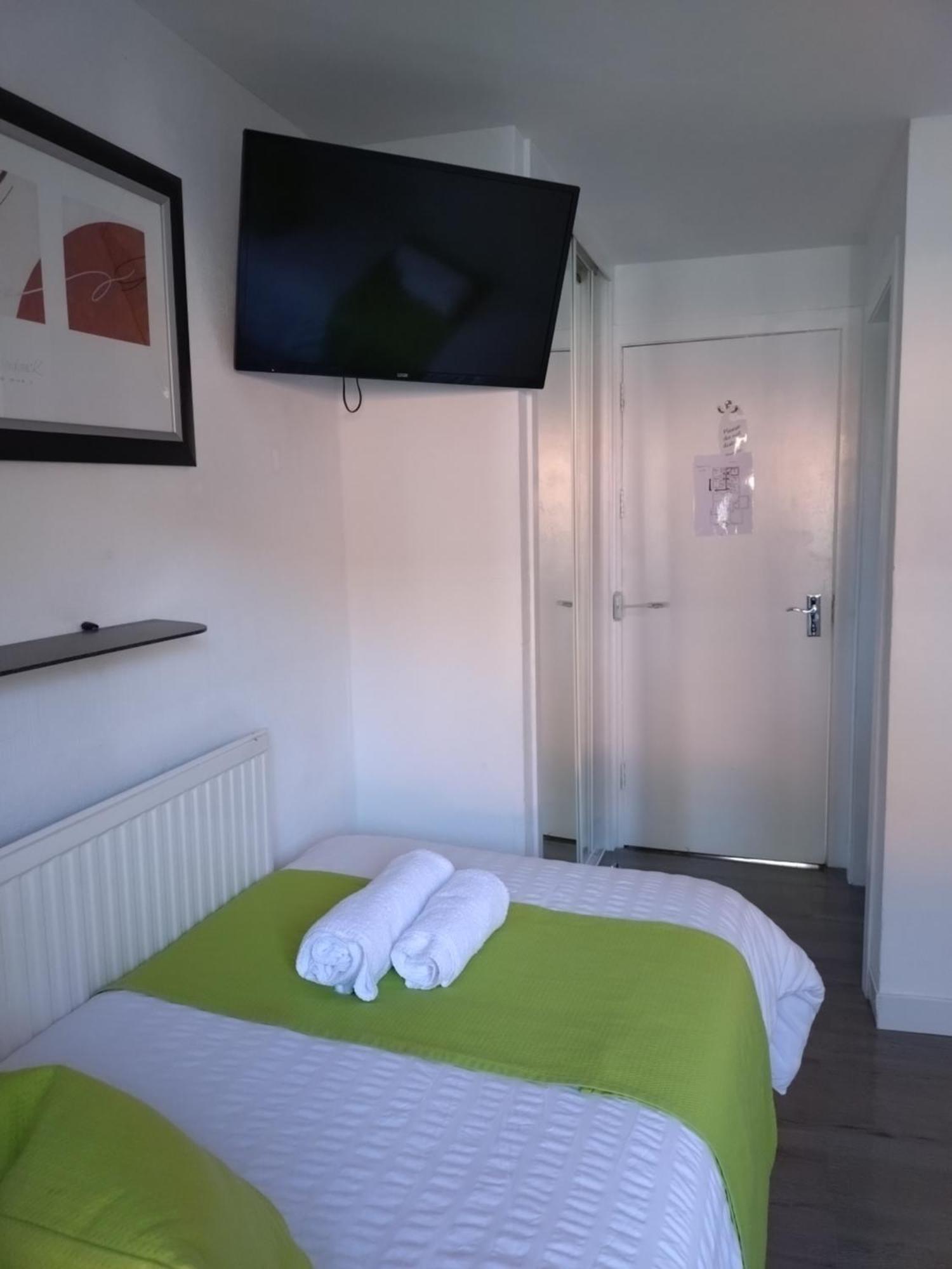 Anchorage Guest House - Also 1 Room Available With Hot Tub,Must Be Booked Separately Balloch Rum bild