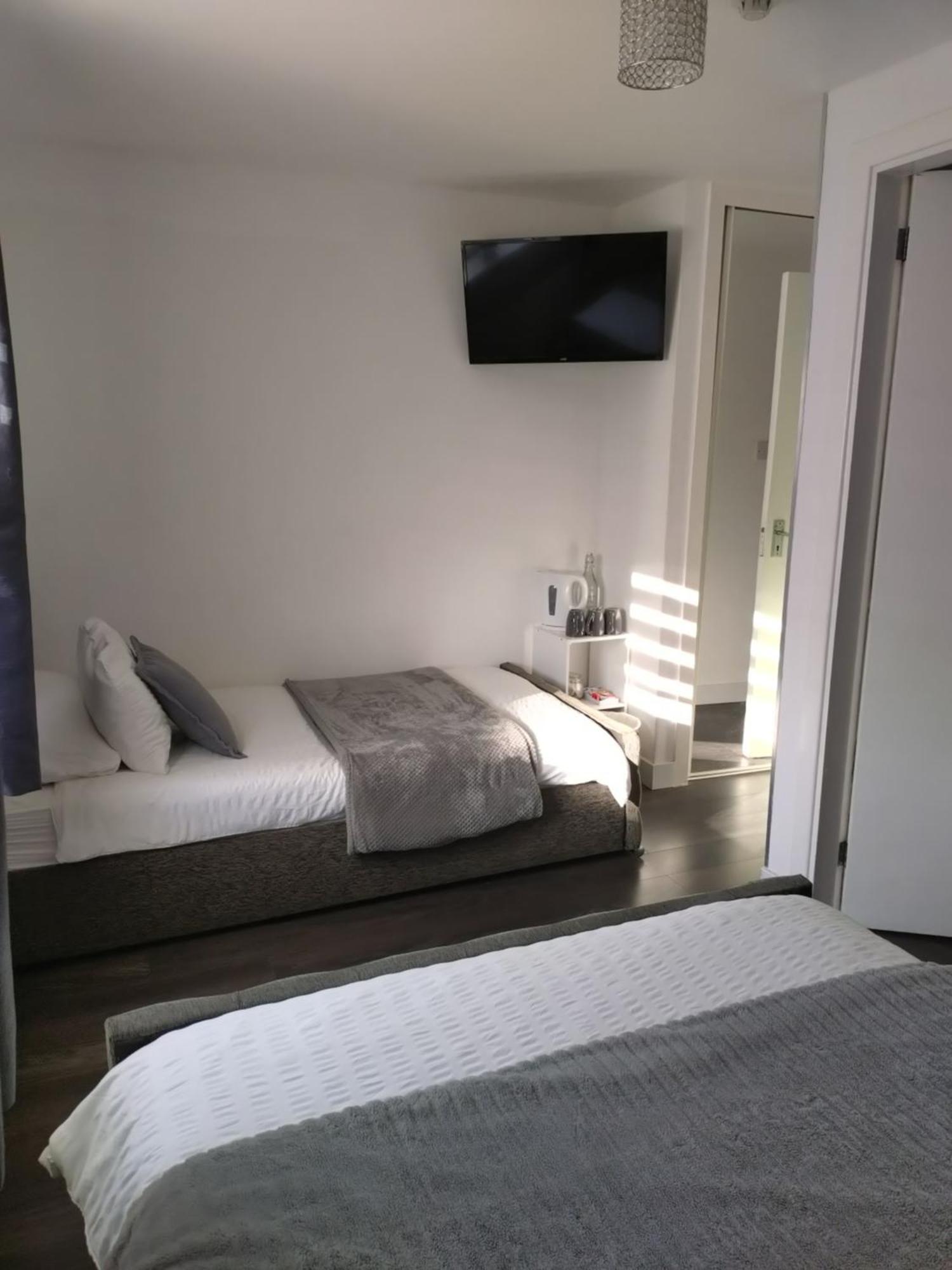 Anchorage Guest House - Also 1 Room Available With Hot Tub,Must Be Booked Separately Balloch Rum bild
