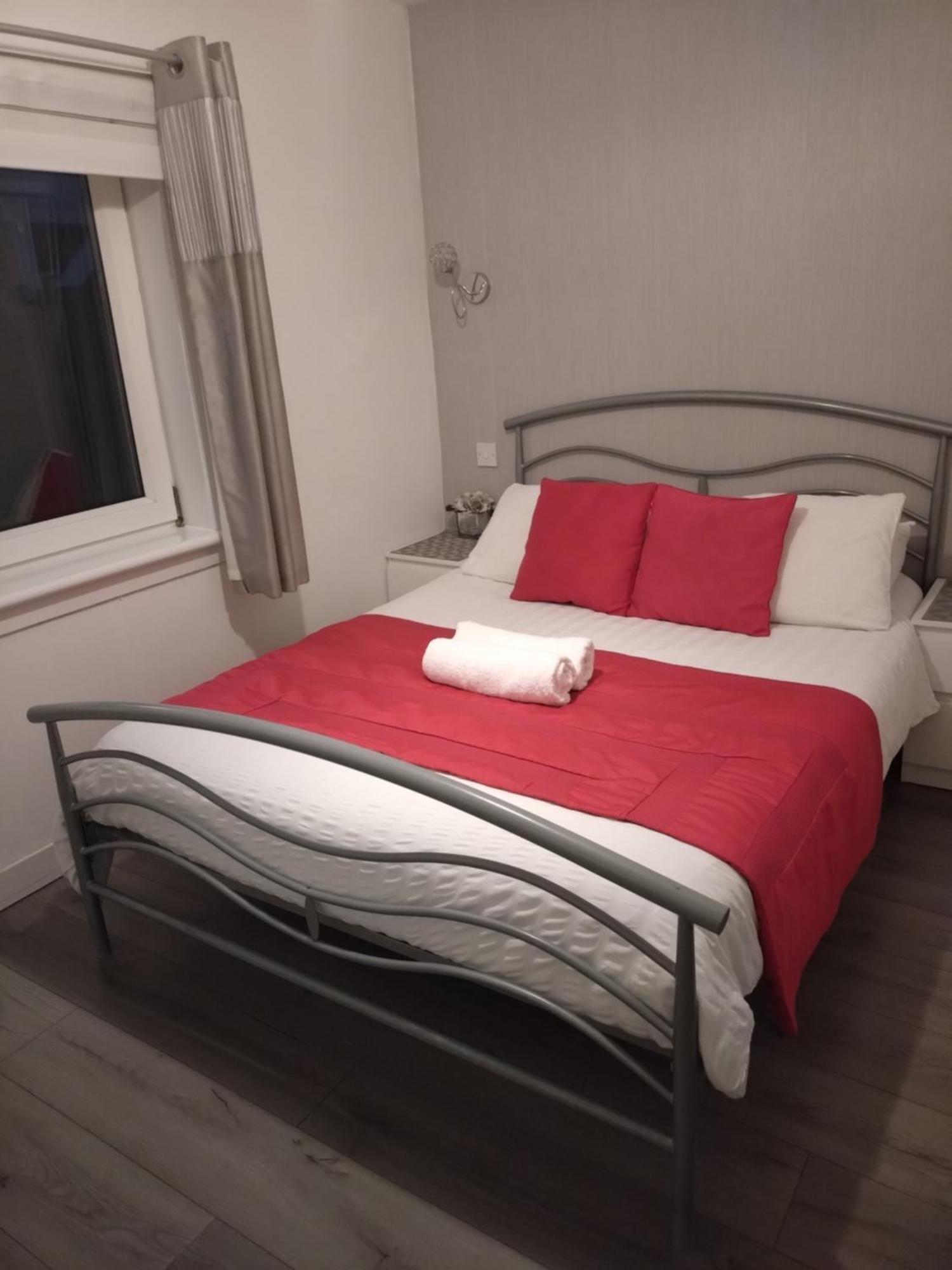 Anchorage Guest House - Also 1 Room Available With Hot Tub,Must Be Booked Separately Balloch Exteriör bild